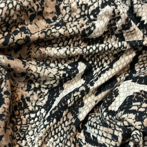 Snake Print Bodysuit - Picture 4 of 4